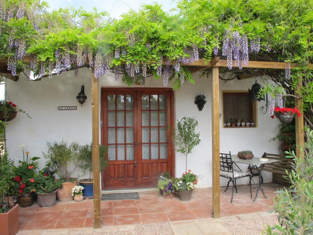 River Ebro Holidays Tivenys 外观 照片